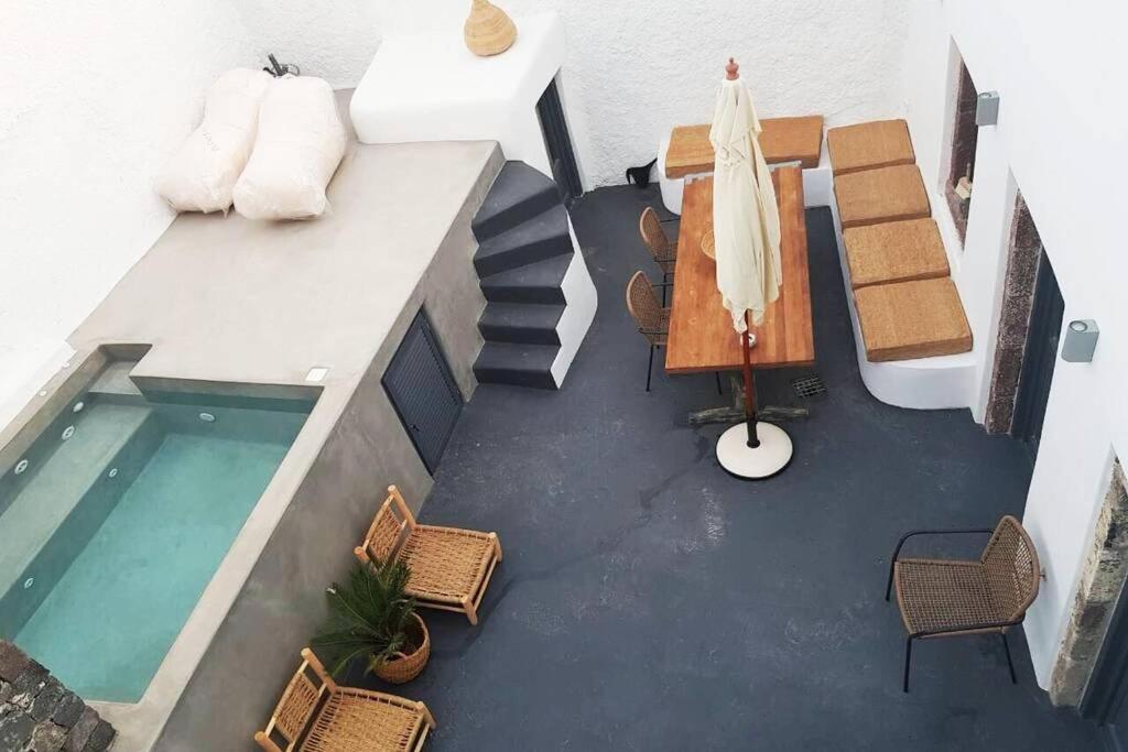 Pýrgos Santorini Folia Cave House With Jacuzziヴィラ エクステリア 写真